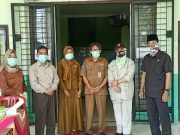 ANGGOTA DPRD PANTAU POSKO PENANGANAN COVID-19 DI KECAMATAN MESTONG DAN MEMINTA PERCEPATAN BANTUAN PEMERINTAH
