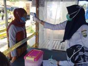 HASIL RAPIT TES OLEH TIM MEDIS GUGUS TUGAS PENANGANAN COVID-19 DELAPAN ORANG NEGATIF