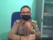 CAMAT SEKERNAN MENJELASKAN, SEMBAKO YANG DIBERIKAN ADALAH BANTUAN PERUSAHAAN SEKITAR