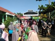 Tak Kebagian Bantuan, Ratusan Kaum Hawa Kembali Gerudug Kantor Desa Dukuh Subang-Jabar