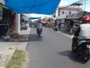 PASAR DADAKAN JALAN BARITO KUALA KAPUAS, DISUASANA PANDEMI COVID-19 SEPI PENGUNJUNG