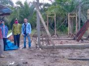 Camat Berbak, dan Kades Rantau Makmur, Tinjau Pembangunan Bantuan BSPS