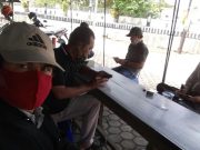 USAI LAKSANAKAN SOSIALISASI PELAKSANAAN PSBB PERSONIL BINMAS POLRES KAPUAS SEMPATKAN MAMPIR DI POSKO INDUK COVID 19