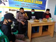 Pemdes Kuala Lagan Serahkan 55 KK BLT DD