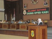 Paripurna DPRD Tanjabtim, Sampaikan Kata Akhir Fraksi Fraksi Tentang Nota RPD Perubahan APBD Tahun Anggaran 2020