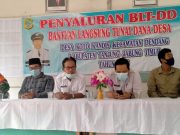 Pemdes Koto Kandis Dendang Salurkan BLT DD Tahap ll Periode Vl, Kades Hasanudin Ajak Masyarakat Sukseskan Pilkada dan Tidak Golput