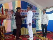 Sekda Tanjabtimur – Sapril, S.Ip Lantik Pengambilan Sumpah Kades Pematang Mayan