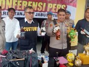 Polres Tanjabtimur Amankan Tiga Orang Membawa 23 Dus Bermacam Merek Minuman dan Keramik Ilegal