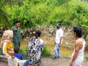 Kunjungi Warganya yang Diterkam Buaya, Kades Siau Dalam Ingatkan Agar Tidak Beraktivitas Dipinggir Primer