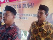 Masyarakat Desa Rantau Rasau 1 Peringati dan Sedekah Bumi Transmigrasi Pertama di Jambi