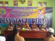 Musrenbang Desa Sungai Beras Dalam Rangka Penyusunan RKP Daerah Tahun 2024 Di Hadiri Camat Mendahara Ulu Beserta Tim Musrenbang Kecamatan.