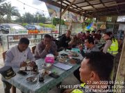 Kegiatan Jum’at Curhat, Kapolsek Mendahara Ulu AKP. Elfiyan Yusran Ritonga, SE. Tampung Aspirasi Masyarakat Kelurahan Simpang Tuan