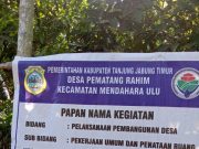 Pekerja Fisik pengerasan Jalan Lingkungan Desa RT 02 Dusun Karya Mandiri Tahap 1 Sumber Dana – Desa TA 2023 Sangat Bermanfaat Bagi Masyarakat.
