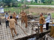 Pihak Pemdes Pematang Rahim Dampingi Tim Monev Pihak Kecamatan