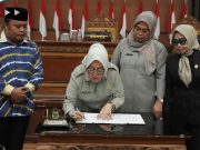 DPRD Tanjab Timur Gelar Rapat Paripurna Pengumuman Usul Pemberhentian Bupati dan Wakil Bupati